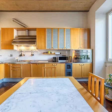 New Trastevere Home: Big, Elegant, Comfy * Rome
